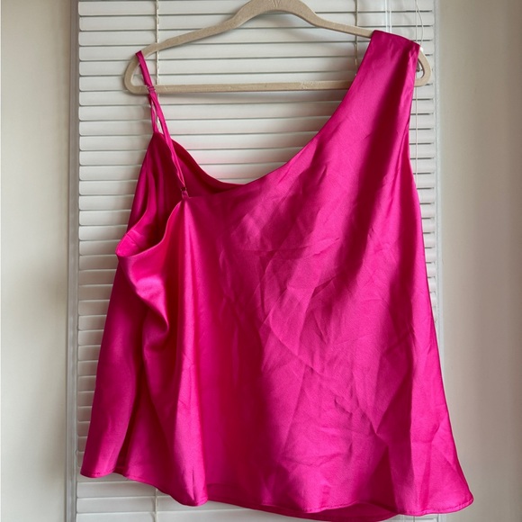 Nastygal Barbie Pink Asymmetrical Top SZ 20 - Picture 4 of 4